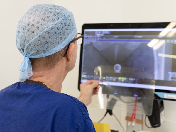 Why an X-Ray Alone Is Not Enough When Diagnosing Hip Pain | David Stitson, Consultant Orthopaedic Surgeon in Plymouth.